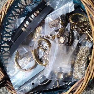 Bulk lot of jewelry #20